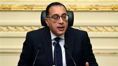 رئيس الوزراء يعلق على وجود تعويم قادم للجنيه