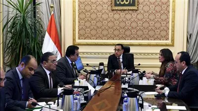 رئيس الوزراء يتابع موقف تنفيذ المبادرات الرئاسية في مجال الصحة العامة