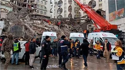 «فيتش» تُقدر الخسائر التقديرية لزلزال تركيا وسوريا بـ 4 مليارات دولار 