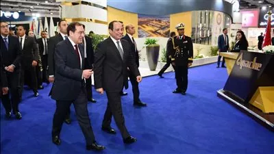 الرئيس السيسي يجري جولة تفقدية داخل معرض مصر الدولي للبترول «إيجبس 2023»
