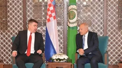 أبو الغيط يستقبل رئيس كرواتيا في مقر الجامعة العربية