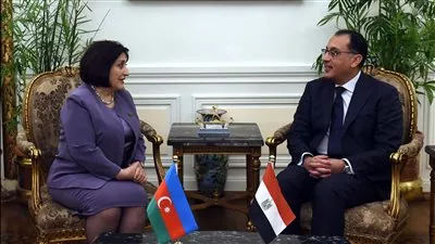 رئيس الوزراء يؤكد أهمية التعاون البرلماني المشترك بين مصر وأذربيجان