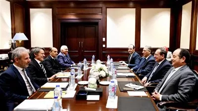 وزير البترول يبحث خطط «إيني» الإيطالية لتنمية وإنتاج الغاز بالبحر المتوسط
