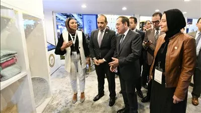 وزير البترول والثروة المعدنية يتفقد معرض مصر الدولي «إيجبس 2023»