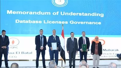 وزير البترول يشهد توقيع 9 اتفاقيات مع شركات عالمية