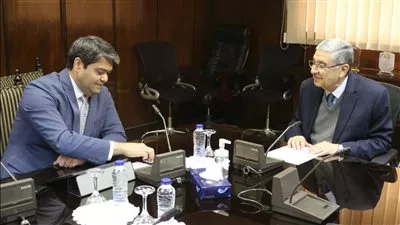 وزير الكهرباء يبحث سبل التعاون بين مصر وأوزباكستان في مشروعات الطاقة المتجددة