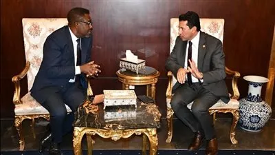 وزير الرياضة يفتتح بطولة إفريقيا للشباب باستاد القاهرة الدولي 