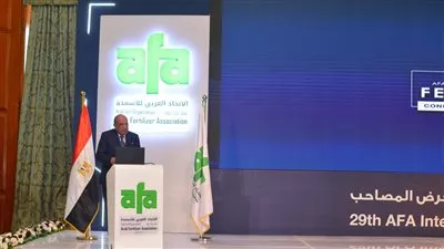 وزير قطاع الأعمال: 2.7 مليار دولار قيمة صادرات الأسمدة المصرية خلال 2022 
