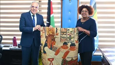 وزير الموارد المائية يبحث سبل تعزيز التعاون المشترك بين مصر وكينيا
