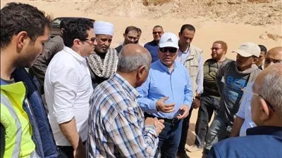 وزير النقل: تدقيق و إقرار المسار النهائي للخط الثاني للقطار الكهربائي السريع 