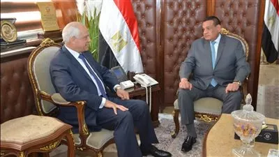 وزير التنمية المحلية يتابع الموقف التنفيذي لمشروعات «حياة كريمة» في الجيزة