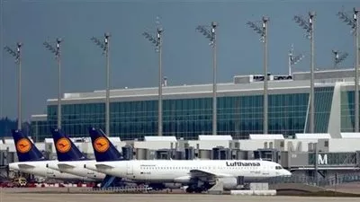 إلغاء 350 رحلة بالمطارات الألمانية بسبب إضرابات «فيردى»