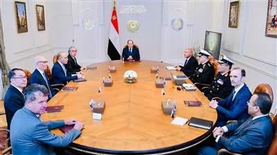 السيسى يستقبل رؤساء كبرى الشركات العالمية فى إدارة الخطوط الملاحية