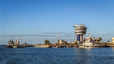 تداول 32 سفينة حاويات وبضائع بميناء دمياط خلال 24 ساعة