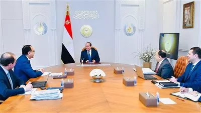 الرئيس السيسي يستعرض مشروع موازنة العام المالي 2023-2024