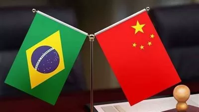 الصين والبرازيل تتفقان على التخلي عن الدولار في التجارة الثنائية