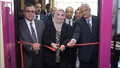 «القباج» تفتتح وحدة التضامن الاجتماعى بجامعة 6 أكتوبر