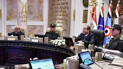 الرئيس السيسي يشهد اختبارات المتقدمين لوظائف «التربية والتعليم»