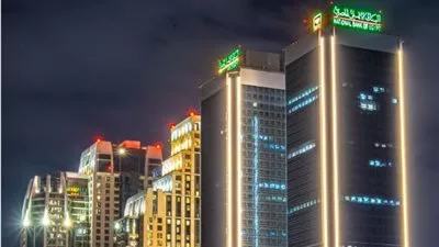 البنك الأهلى المصرى يدير 4 صفقات تمويلية بـ9 مليارات جنيه خلال 3 أشهر