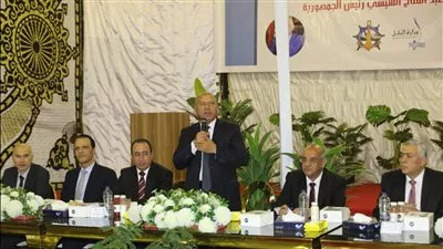 وزير النقل: نسابق الزمن لتطوير الأسطول التجاري المصري