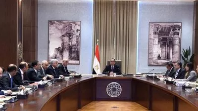 مدبولى يتابع الموقف التنفيذي للمتحف المصري الكبير وتطوير المنطقة المحيطة