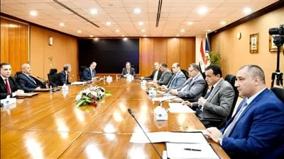 البترول: استحداث طرق غير تقليدية للتغلب على تحديات التناقص الطبيعي للإنتاج