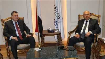 وزيرا النقل والسياحة يناقشان مستجدات خطة تطوير سياحة اليخوت في مصر