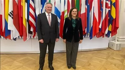 وزيرة التخطيط تبحث سبل التعاون مع سكرتير عام منظمة التعاون الاقتصادي والتنمية