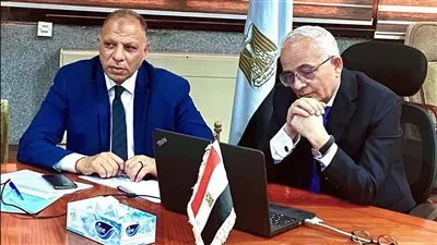 وزير التعليم يبحث المعوقات التي تواجه الطلاب المصريين في السودان