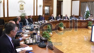 رئيس الوزراء يترأس اجتماع وحدة حل مشكلات المستثمرين