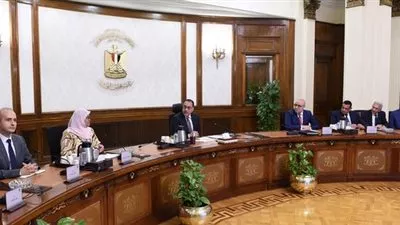 مدبولى يعقد اجتماعًا مع المدير التنفيذى لبرنامج الأمم المتحدة للمستوطنات البشرية