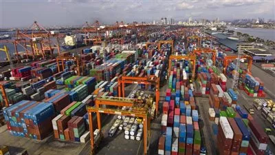 تداول 12 ألف طن بضائع عامة ومتنوعة بموانئ البحر الأحمر