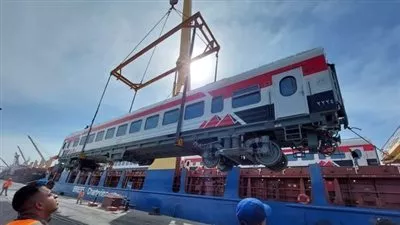 وزير النقل: وصول 15 عربة ثالثة مكيفة جديدة إلى ميناء الإسكندرية