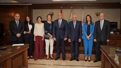 «تنمية المشروعات» يتعاون مع محافظة الجيزة لتطوير منطقتى ميت عقبة وأرض اللواء