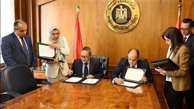 توقيع اتفاق لإنشاء لجنة تجارية مشتركة بين مصر وإندونيسيا