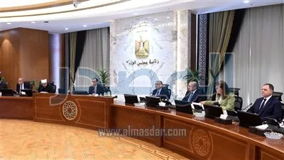 «مدبولي» يُوجه بضرورة التزام الوزارات بتنفيذ قرارات المجلس الأعلى للاستثمار