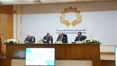 مبادرة المشروعات الخضراء الذكية واتحاد الصناعات يطلقان شراكة لدعم تطبيق الحلول الخضراء