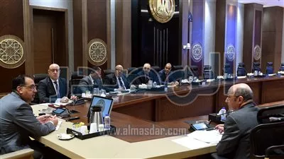 رئيس الوزراء يناقش التعديلات المقترحة على مشروع قانون التصالح بمخالفات البناء