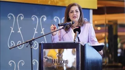 وزيرة التخطيط تستعرض فرص الاستثمار خلال ملتقى رجال الأعمال المصري العماني