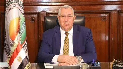 وزير الزراعة يعلن الموافقة على استيراد 170 ألف رأس ماشية