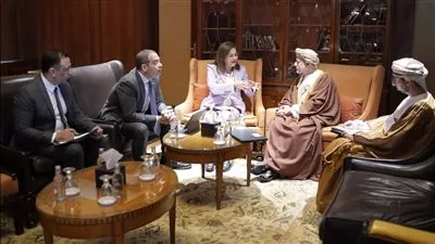 وزيرة التخطيط تبحث سبل التعاون مع وزير المالية ورئيس جهاز الاستثمار العماني