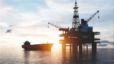 النفط يرتفع بعد التوصل لاتفاق مبدئي لسقف الدين الأمريكي