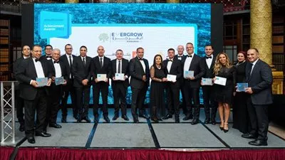 المصرف المتحد يحصد جائزتي أفضل تمويل للقروض المشتركة من مؤسسة EMEA Financ 