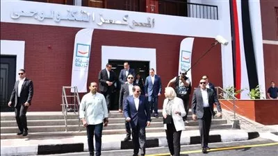 السيسي يتفقد عددًا من مشروعات «حياة كريمة» بقرية الأبعادية في البحيرة