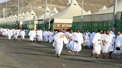 اكتمال وصول الحجاج إلى مشعر منى لقضاء «يوم التروية»