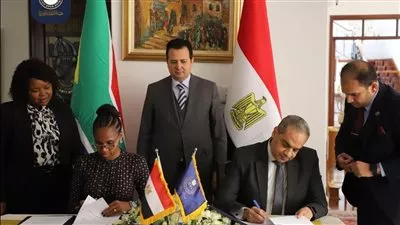 توقيع مذكرة تفاهم بين هيئة الدواء المصرية ونظيرتها بجنوب أفريقيا