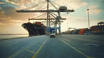 مينائي السخنة والأدبية يستقبلان 236 سفينة خلال الربع الأخير من 2022-2023