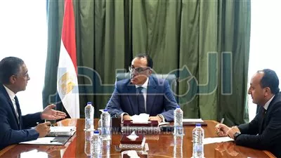 رئيس الوزراء يتابع مستجدات منح الرخصة الذهبية للمشروعات التي تقدمت للحصول عليها