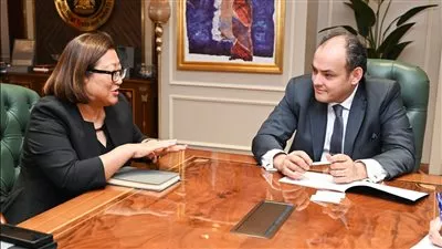 وزير الصناعة يبحث خطط شركة جنرال موتورز ايجيبت للتوسع بالسوق المصري