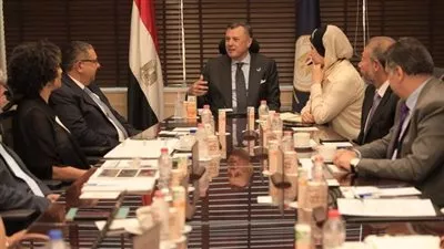 وزير السياحة يبحث سبل التعاون مع الوكالة الأمريكية للتنمية الدولية